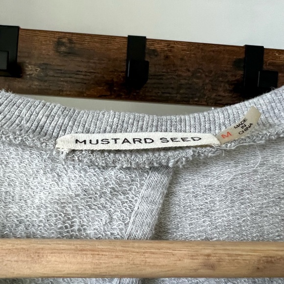 Mustard Seed open-back peplum top, grey, US size M - Picture 5 of 6